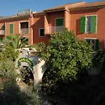 Hotel Castellu Rossu 3*