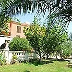 Hotel Castellu Rossu 3*