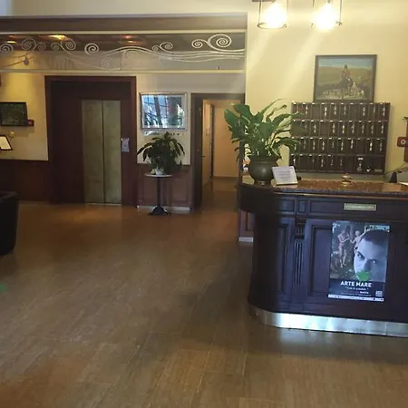 Hotel Castellu Rossu 3*