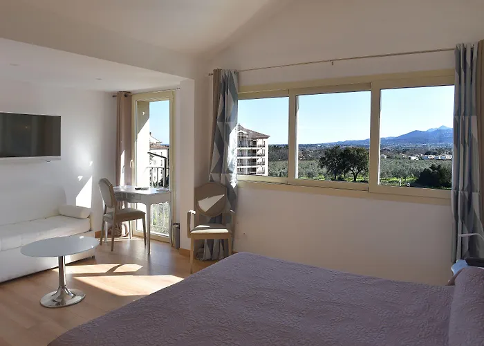 Castellu Rossu Lucciana (Corsica)