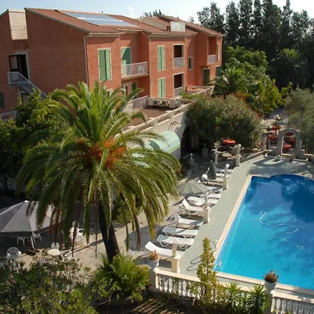 Ξενοδοχείο Castellu Rossu 3*