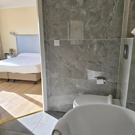 호텔 Castellu Rossu 루키아나