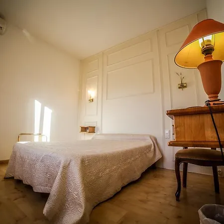 Castellu Rossu Ξενοδοχείο 3*