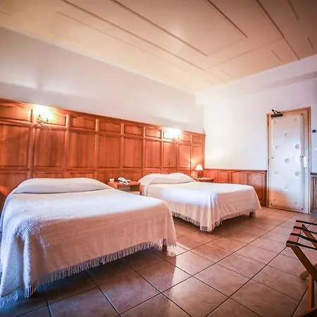 Hotel Castellu Rossu 3*