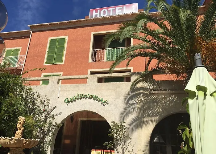 Hotel Castellu Rossu 3*