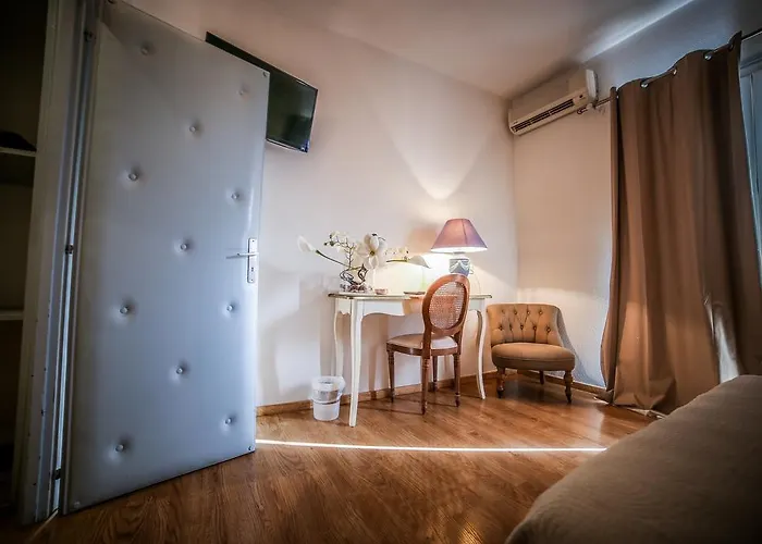 Hotel Castellu Rossu