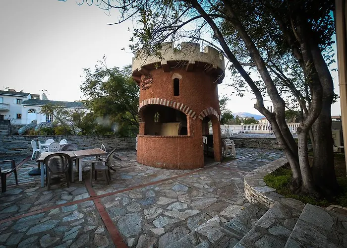 Hotel Castellu Rossu 3*